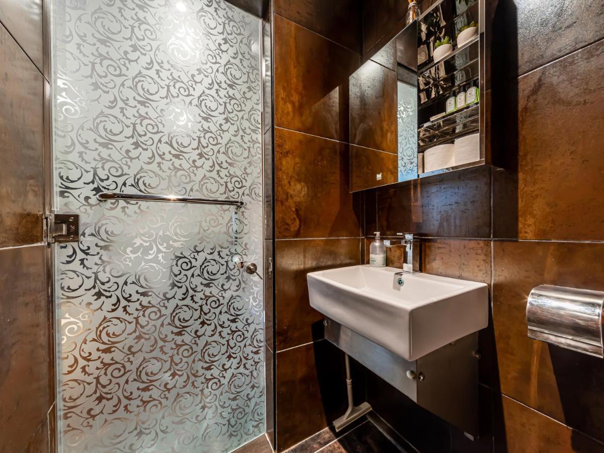 Pass The Keys - Holborn Apartment Close To Everything Лондон Екстер'єр фото